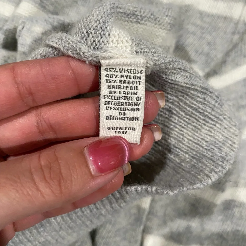 Abercrombie & Fitch Gray and Cream‎ Striped Cardigan Vintage